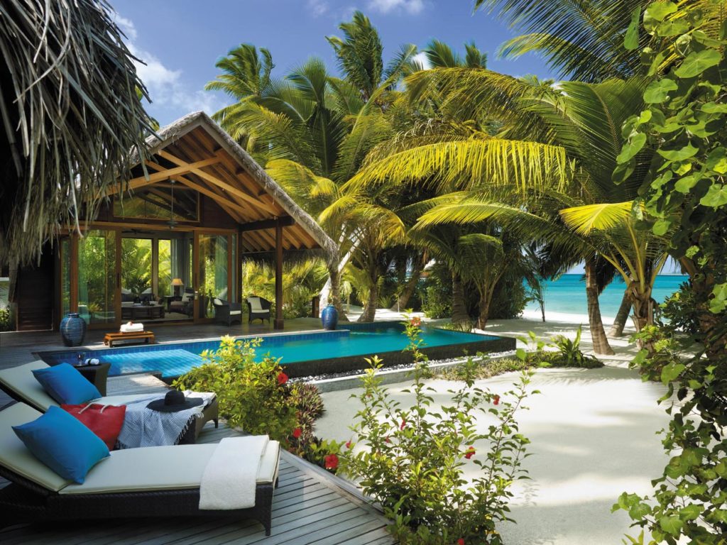 n80r006h-beach-villa-private-pool-and-beach