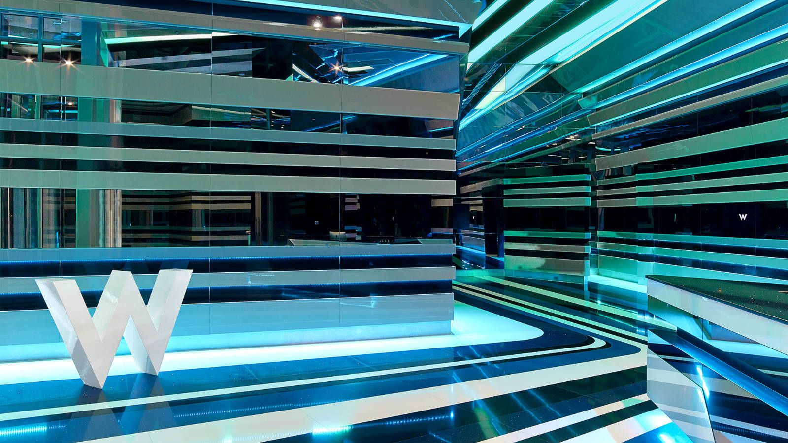 w-hotel-dubai-al-habtoor-city-hotel-in-dubai-lobby